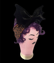 Load image into Gallery viewer, Batwing headband