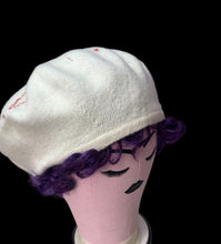 Load image into Gallery viewer, Clown beret
